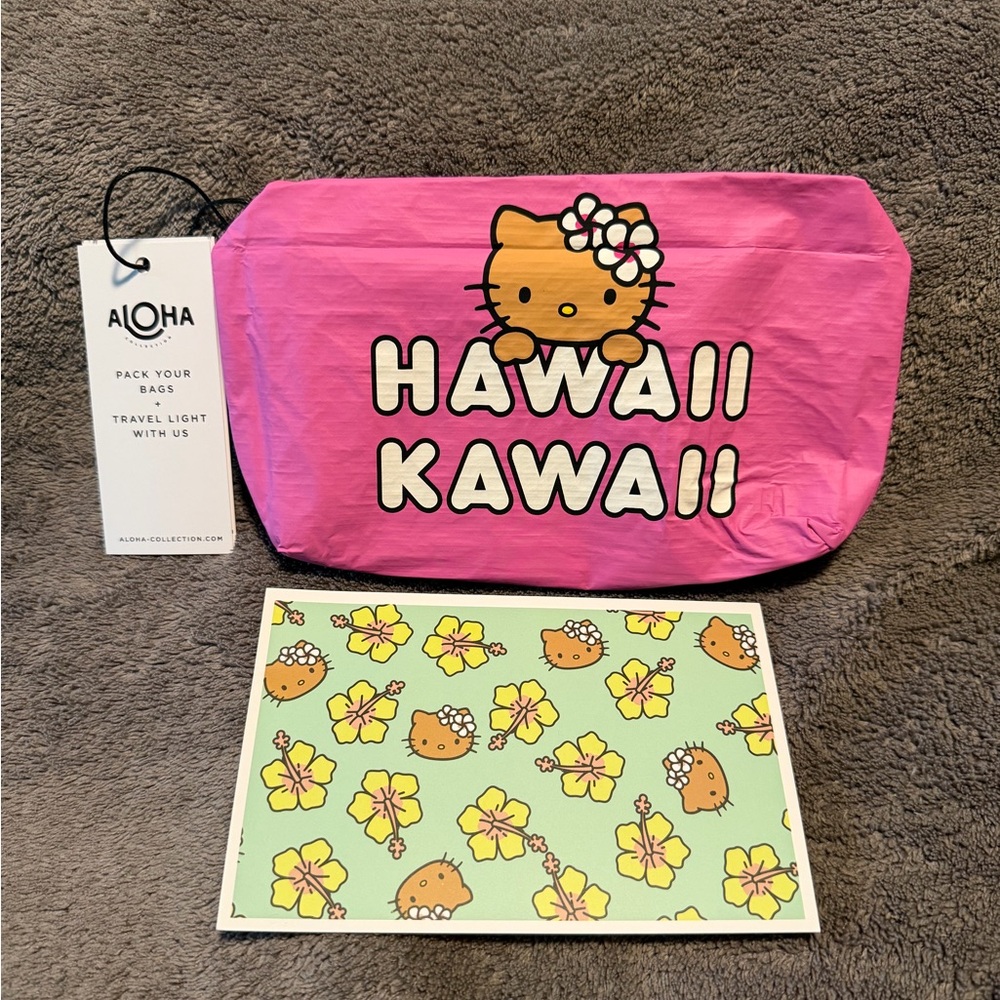 ALOHA Collection Hello Kitty Sanrio DFS Exclusive Mini Pouch